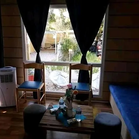 Bungalow A La Napoule